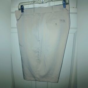 Slazenger Men Cream Shorts Sz 40W